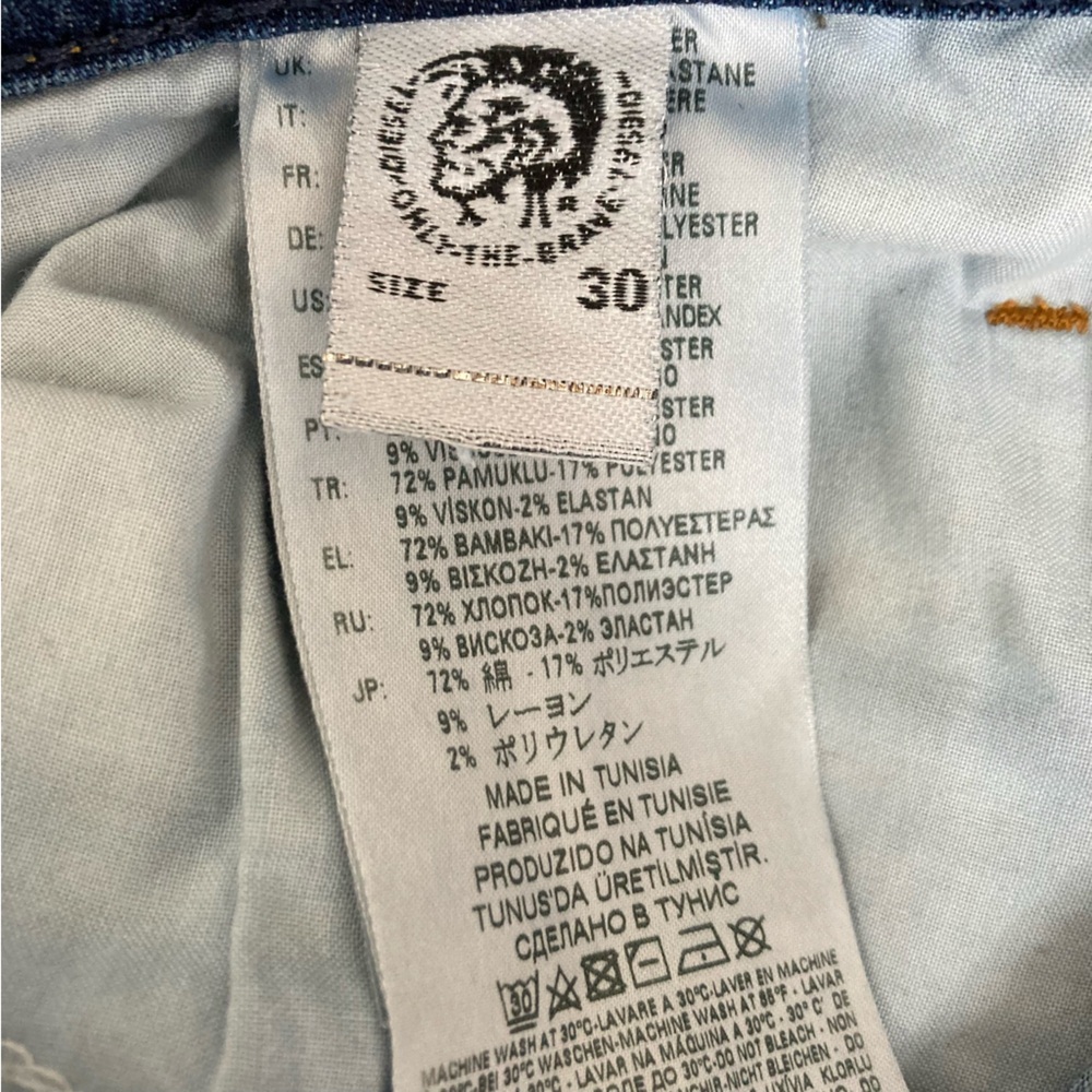 Diesel Buster Regular Slim-Tapered Jeans Size 30x32 069AH Stretch - Picture 5 of 9